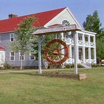 Thunder Bay Inn